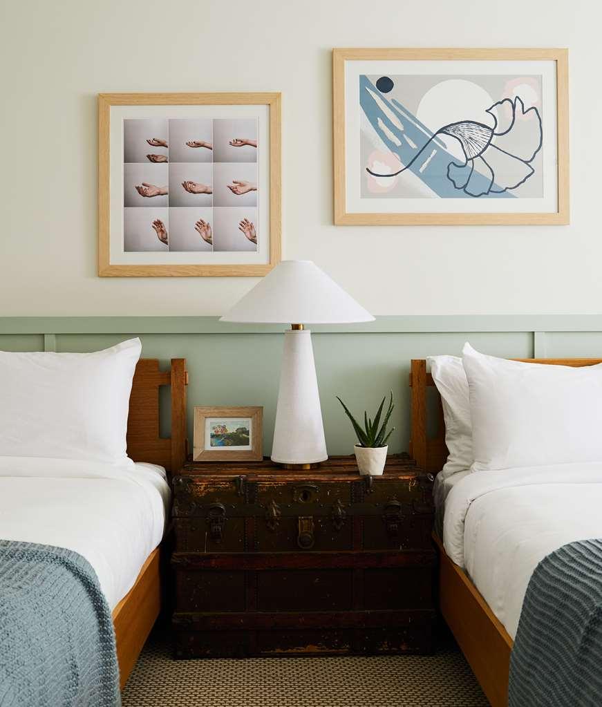 Wayfinder Newport Hotel Bilik gambar